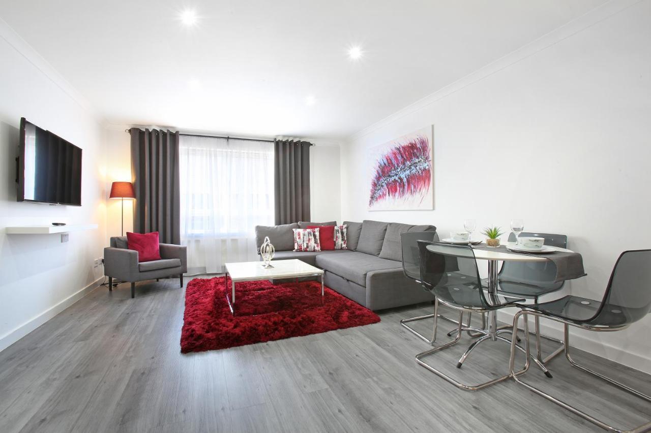Vkm Apartments Glasgow Bagian luar foto