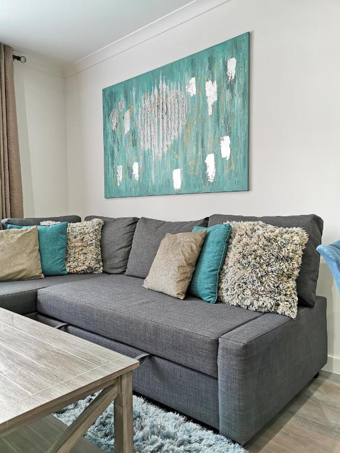 Vkm Apartments Glasgow Bagian luar foto