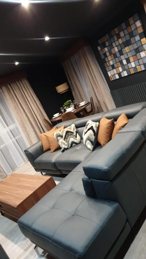 Vkm Apartments Glasgow Bagian luar foto