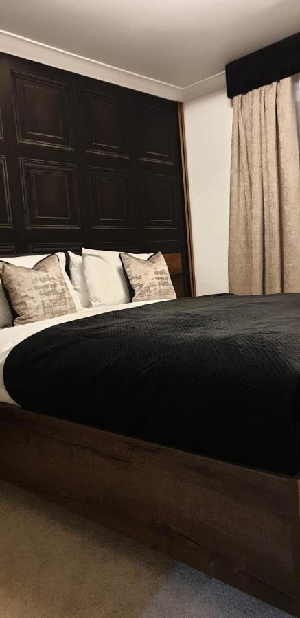 Vkm Apartments Glasgow Bagian luar foto
