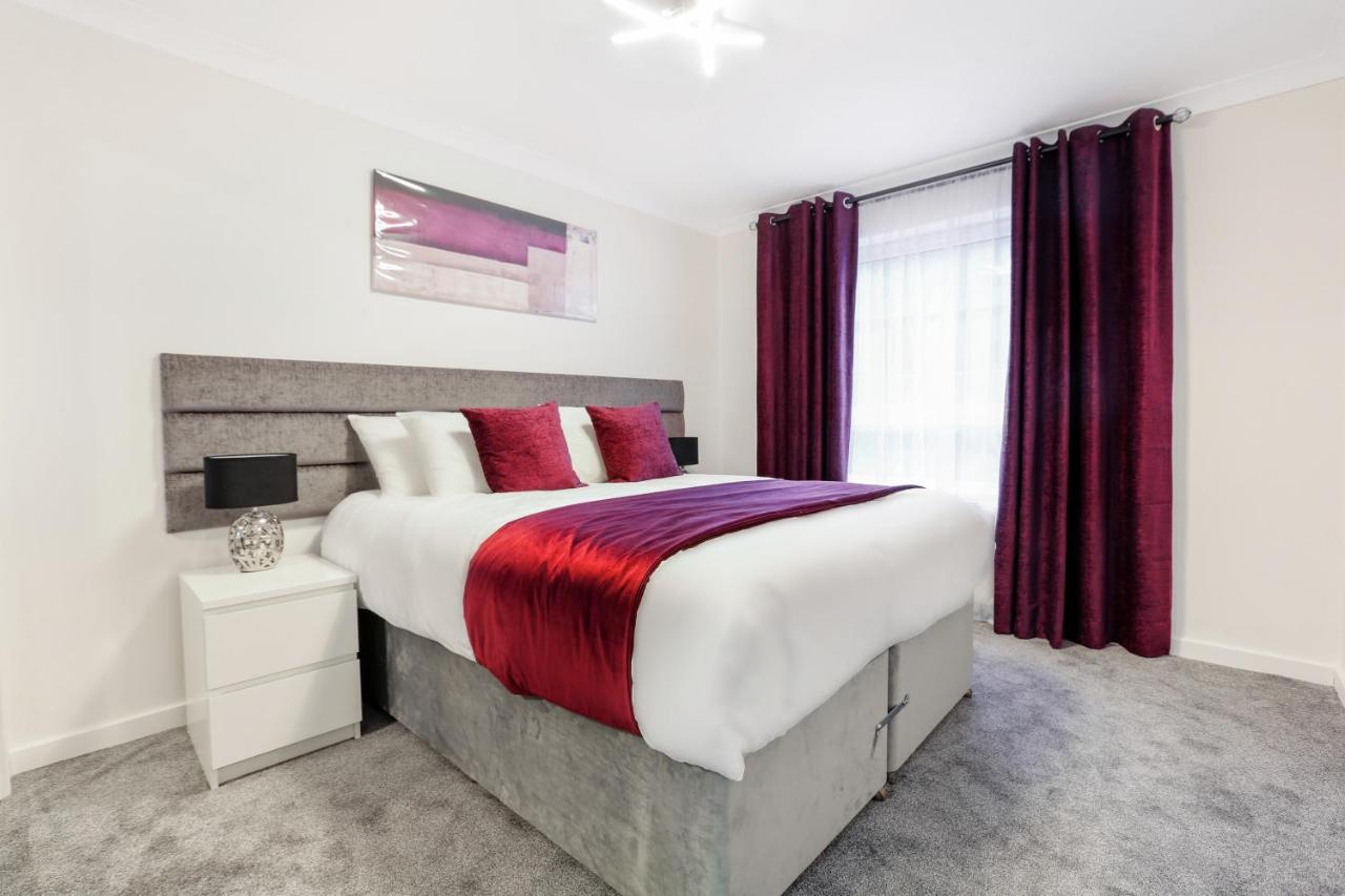 Vkm Apartments Glasgow Bagian luar foto